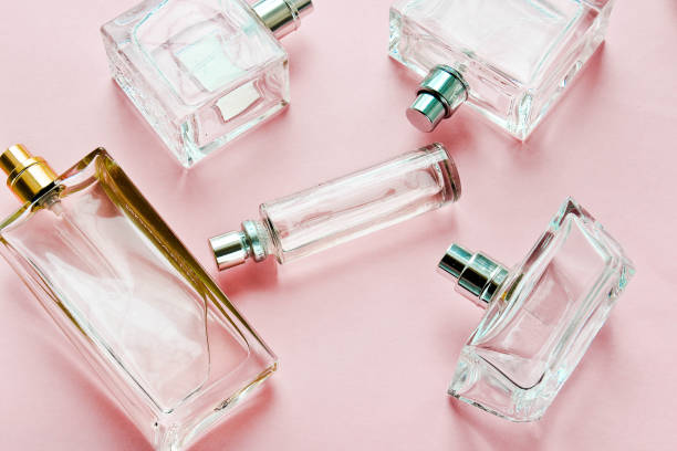istock Female perfume on a pink background 670014194
