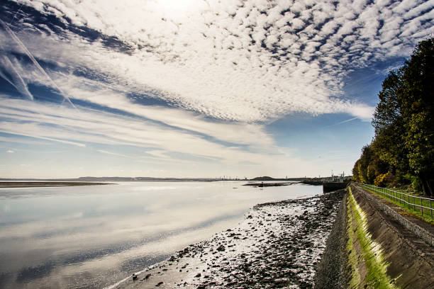 istock Stanlow Oil Refinery as seen from Eastham Country Park, Wirral 670044238
