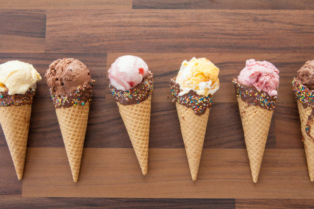 istock Ice cream and waffle tusses 670044762