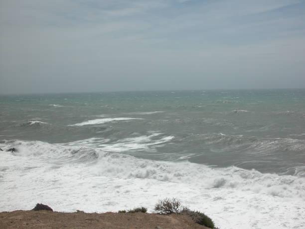 istock Waves / Surf on the Mediterranean - Spain 670065082