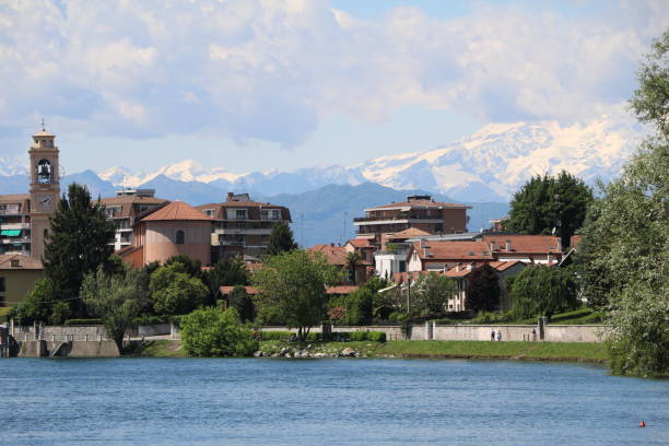 istock Sesto Calende and Alps panoramic view from the River Ticino, Italy 670130380