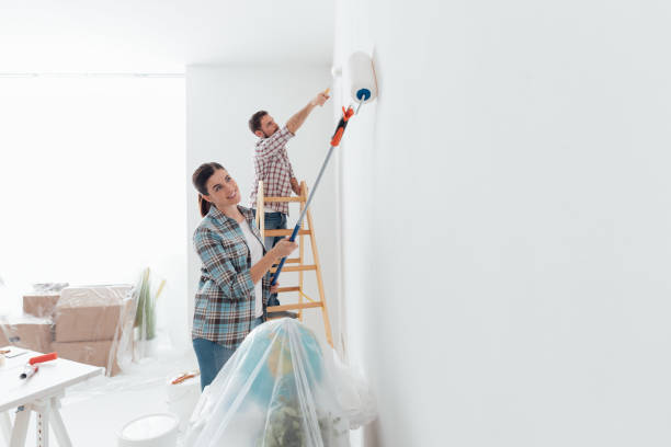 домашний макияж - house painter painter painting home improvement стоковые фото и изображения