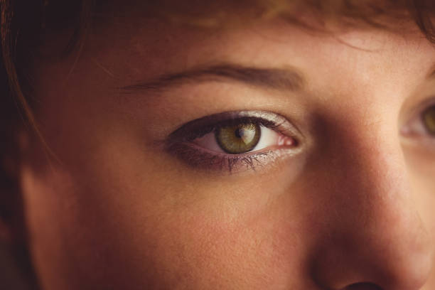 istock Green eye with eyeliner and eyeshadow 670203120