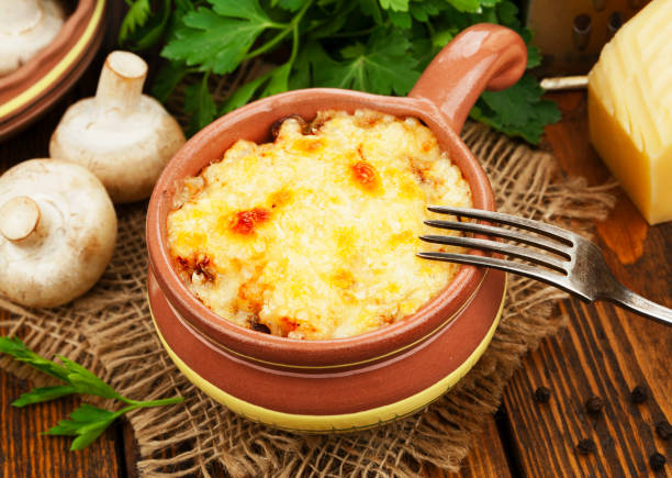 istock Cocotte with mushroom and chicken 670212672