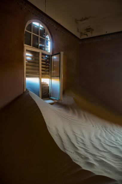 istock Kolmanskop abandon diamond mining town, Namibia. 670275970