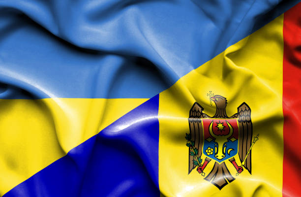 ilustraciones, imágenes clip art, dibujos animados e iconos de stock de ondeando la bandera de moldavia y ucrania - moldavia