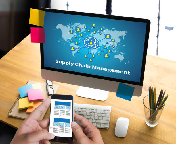 istock SCM Supply Chain Management concept Modern people doing business, graphs and charts being demonstrated 670325208