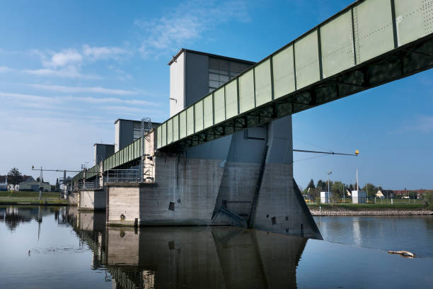 istock Weir and water lock Kostheim, Germany 670367700