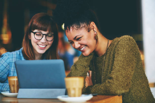 istock Free and fast wifi is their favourite 670410822