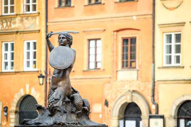 istock Mermaid statue in Warsaw, Poland 670422188