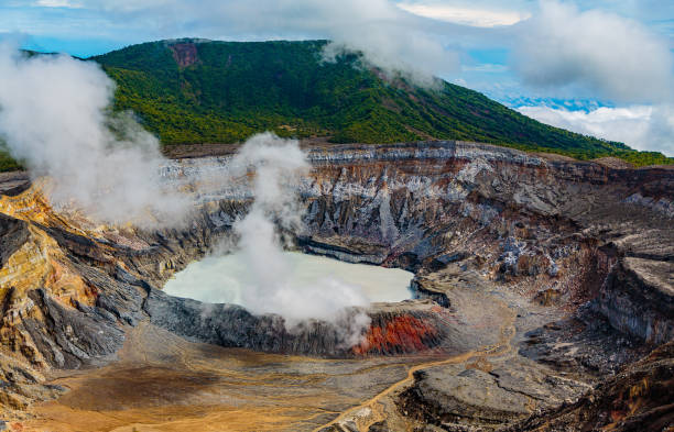 istock Costa Rica Volcanos 670466952