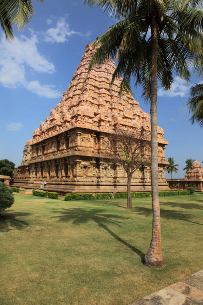 istock Ancient Shiva temple in Gangaikonda Cholapuram 670475788