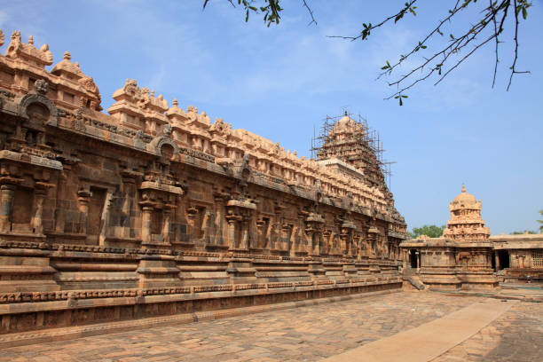 istock Airavatesvara Temple in Darasuram 670483992