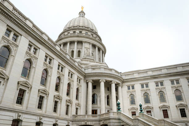 budynek kapitolu stanu wisconsin - wisconsin state capitol zdjęcia i obrazy z banku zdjęć