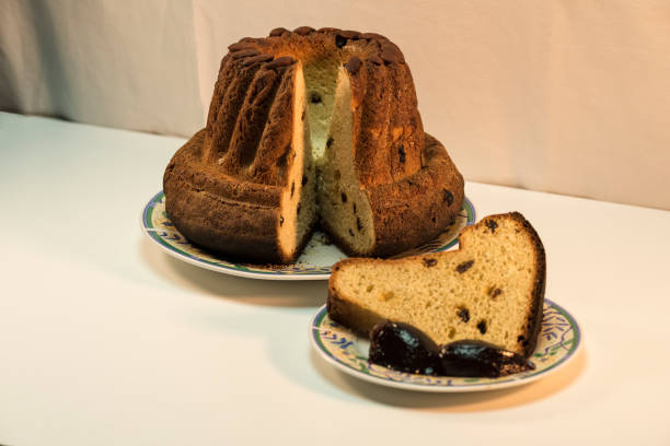 istock Kougelhopf cake served with plum jelly 670510716