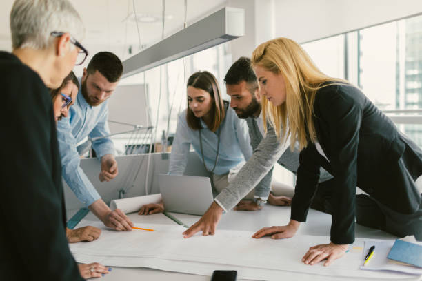 istock Architects and investors on meeting 670564598