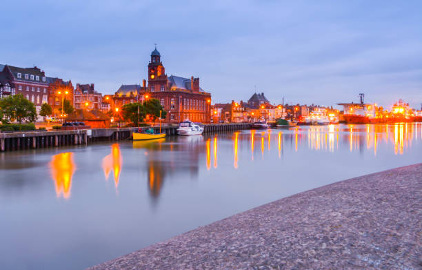 istock Great Yarmouth quay and Town Hall 670570244