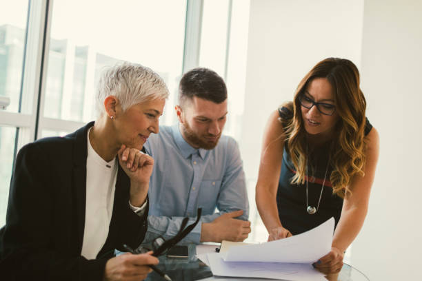 istock Business people working in the office 670576968