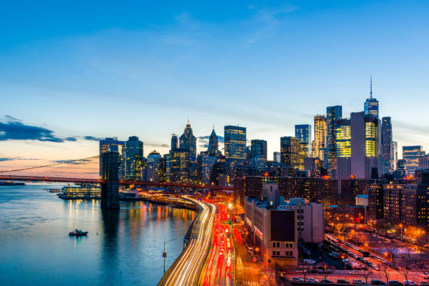 istock Rushing to the lower Manhattan 670601172