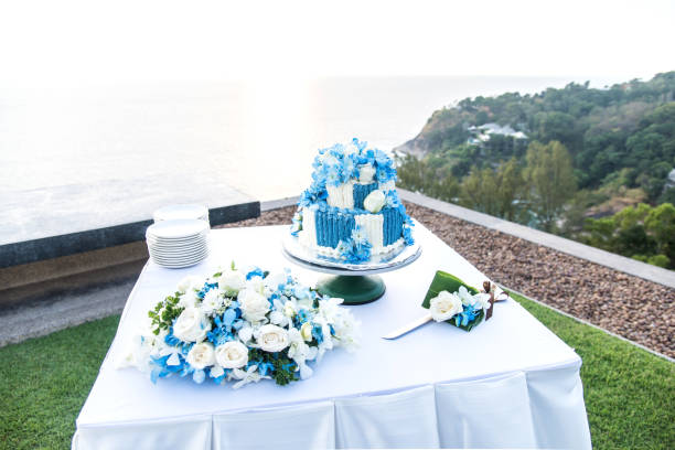 istock The wedding cake,romantic,beautiful sunset and sea. 670724344