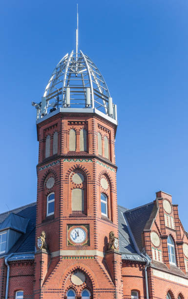 istock Old building at the week market in Stade, Germany 670789094