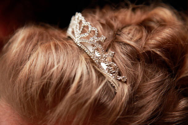 istock Wedding tiara in bride hair close-up 670847374