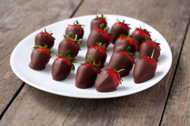 istock fresh strawberries dipped in chocolate 670951306