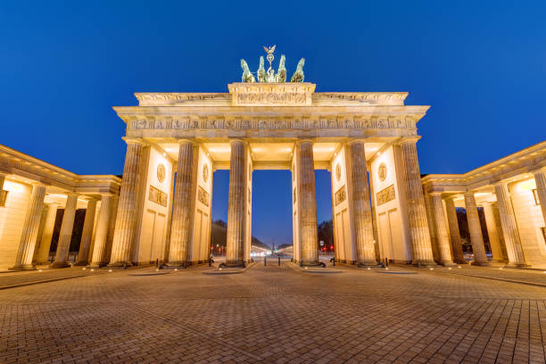 istock The Brandenburg Gate in Berlin at dawn 670967868