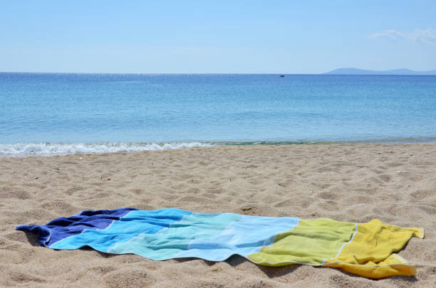istock Towel at the beach 670998860