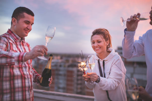 istock Sparkling light and the city 671035868