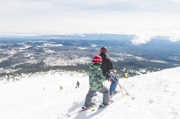 istock Family Skiing Holiday! 671107594