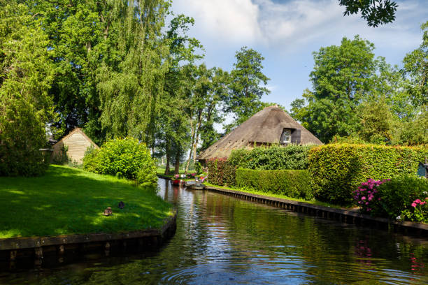 istock Giethoorn Village View 671157202