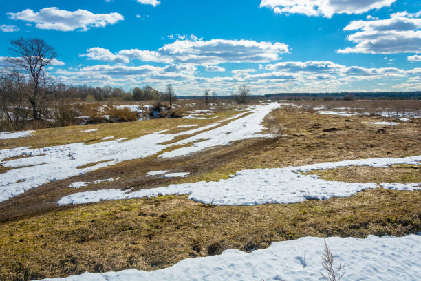 istock Spring landscape in the Central part of Russia. 671164174
