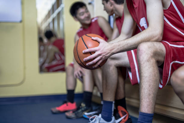 istock Boys high school basketball team: 671176550