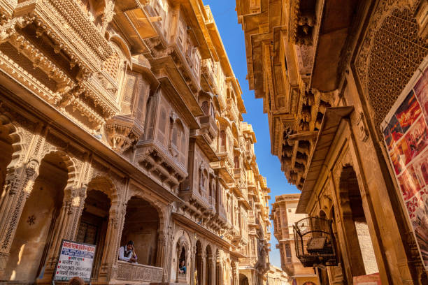 patawo ki haveli inside sonar (golden) fort - jaisalmer - jaisalmer imagens e fotografias de stock