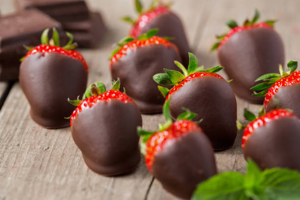istock Fresh strawberry glazed with chocolate 671242320