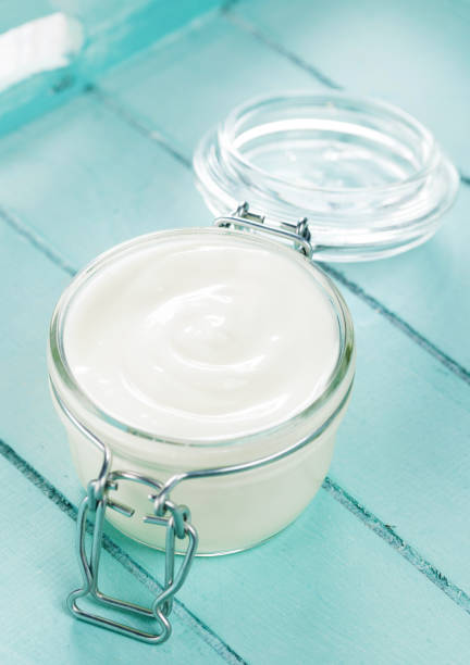 istock Jar of yogurt 671291188
