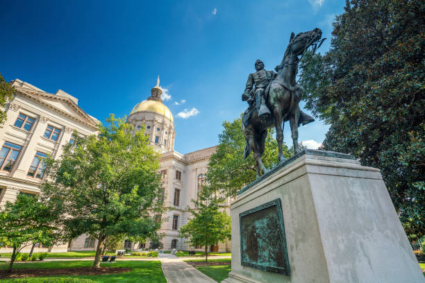 istock Atlanta Georgia State Capital 671307500