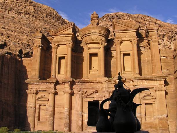 istock El Deir, The Monastery / Petra, Jordan 671338098