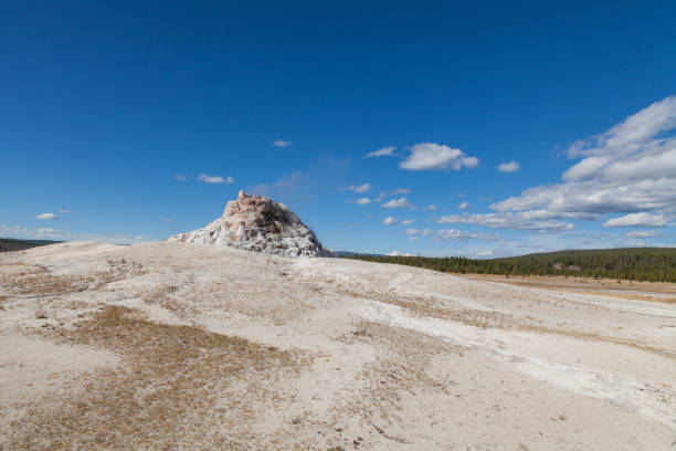 istock Great Fountain Geyser 671365694