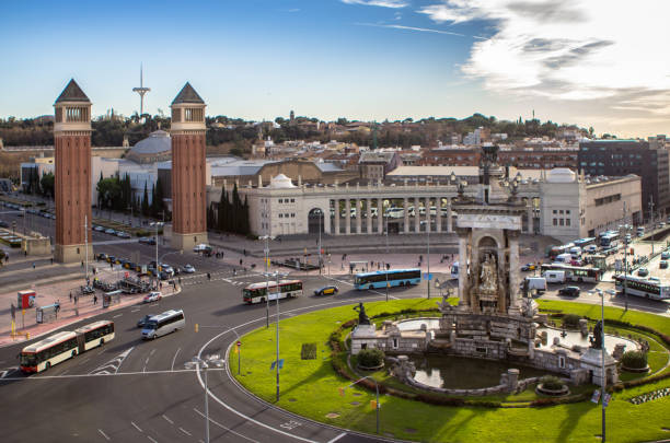 istock Espanya Square in Barcelona and National Palace 671394694