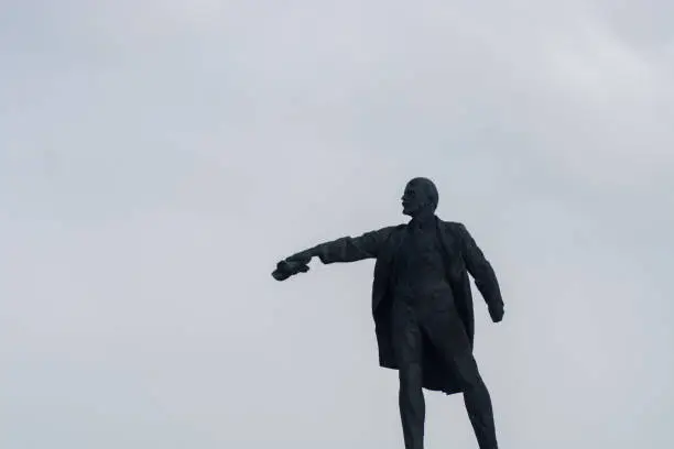 lenin statue monument soviet square vladimir russia
