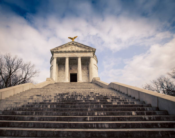 istock Vicksburg Mississippi memorial 671404828