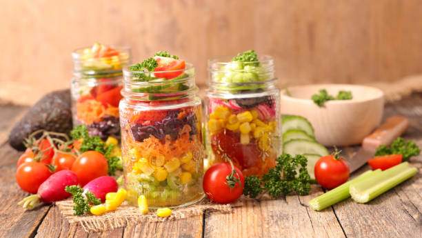 istock health food, vegetable salad 671557370