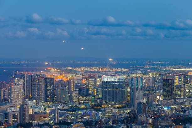 istock Tokyo, Japan skyline with the Tokyo Tower 671575224