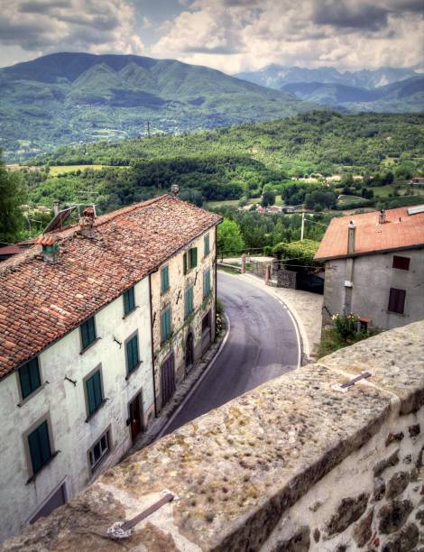 istock Summertime in Tuscany, Italy 671677312