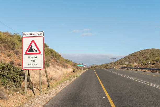 istock Start of the Huisrivier Pass 671731258