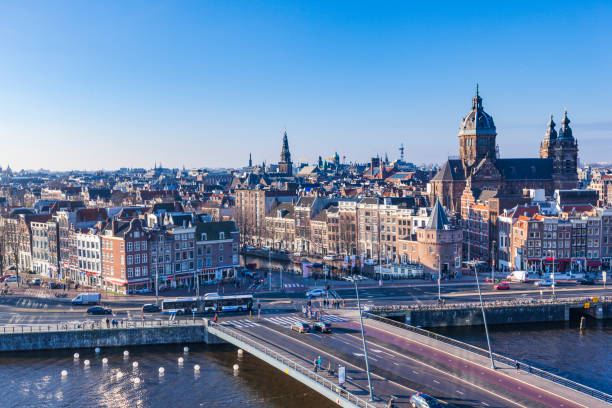 アムステルダムの街並み - amsterdam netherlands city skyline ストックフォトと画像