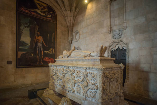 istock Tomb of Vasco da Gama in the Jeronimos monastery 671858454