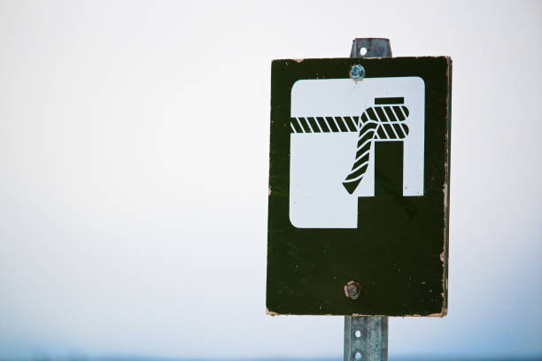 Boar mooring sign with a foggy background.